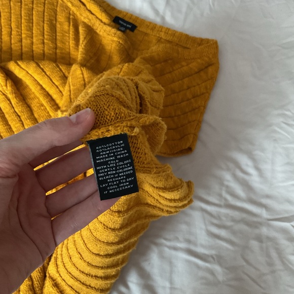 Verve Ami Amber Yellow Oversized Short Sleeved Ribbed Knit T… - Picture 6 of 7